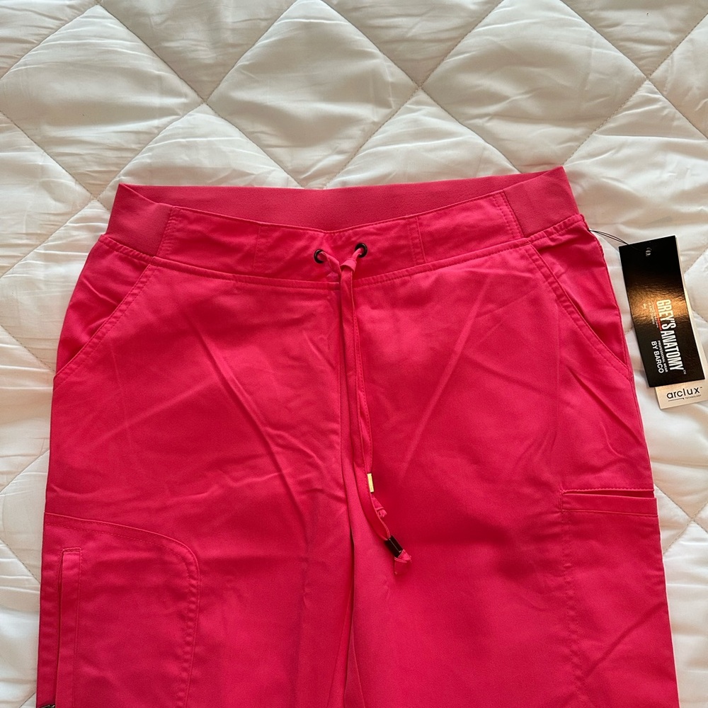 NWT Grey's Anatomy Mia 6 Pkt Scrub Pants